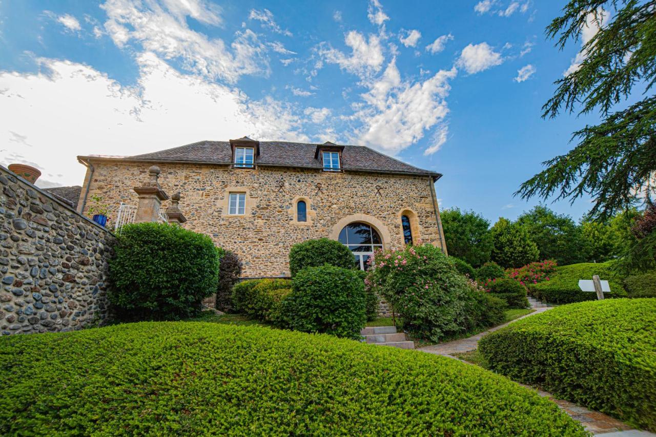 Готель Chateau De La Falque, The Originals Relais Сен-Женьєз-д'О Екстер'єр фото